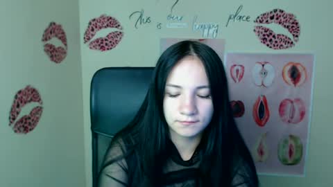 Emma online show from 06/15/26, 06:04