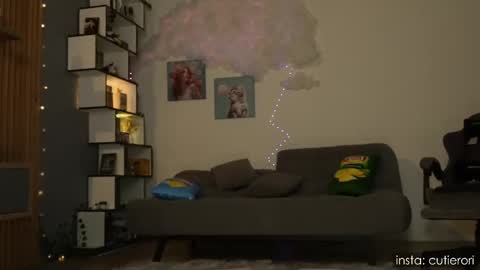 Snapshot of cutierori chatting on 10/01/25, 03:12 Rori  Instagram cutierori  online show from 10/01/25, 03:12