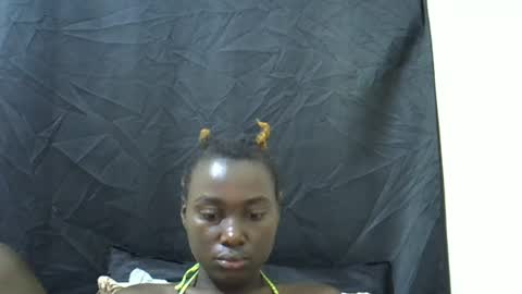 cuttey_slim22 online show from 06/15/26, 09:33