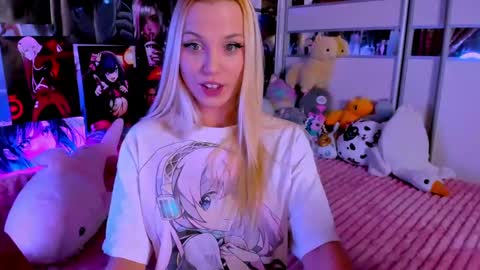 Nora online show from 12/15/24, 09:31