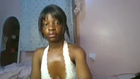 cutty_teshy online show from 10/29/25, 03:47
