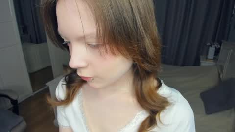 Anne online show from 04/03/26, 05:38