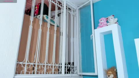 Snapshot of cuty_sexy_hotxx chatting on 04/20/26, 11:35 LIZETH online show from 04/20/26, 11:35