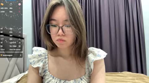 Akemi online show from 10/14/25, 08:26