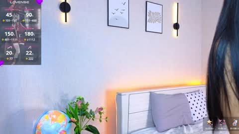 Snapshot of cweneharwick chatting on 01/16/25, 09:08 Welcome in my room My name is Mila did you miss me lets play - check menu to have fun online show from 01/16/25, 09:08