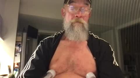 Snapshot of cxcdn chatting on 11/13/25, 01:59 cxcdn online show from 11/13/25, 01:59