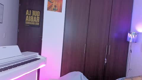 Cyan online show from 02/23/25, 03:24