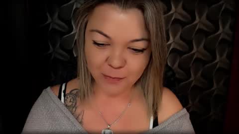 Snapshot of cyberdomme chatting on 02/15/25, 06:44 Full time mean bitch. online show from 02/15/25, 06:44