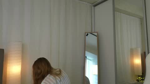 Snapshot of cyberheart_ chatting on 01/25/25, 11:34 EMILY online show from 01/25/25, 11:34