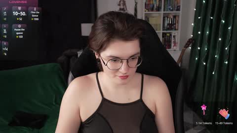 Helen Blossom online show from 01/03/25, 11:01