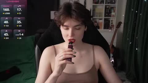 Helen Blossom online show from 10/21/25, 08:20