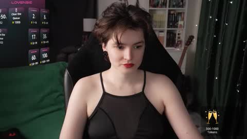 Helen Blossom online show from 10/22/25, 08:41