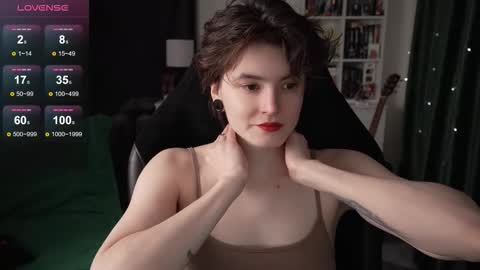 Helen Blossom online show from 11/10/25, 01:21