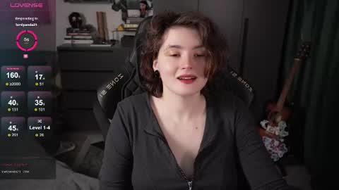Helen Blossom online show from 06/11/26, 01:20