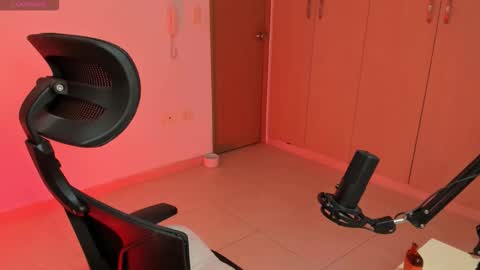 cyborgmuse online show from 10/25/25, 06:43