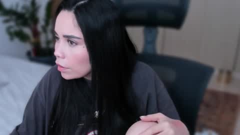 cyborgmuse online show from 11/21/25, 03:11