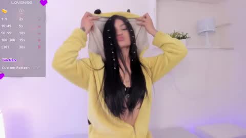 Cylie online show from 03/10/25, 03:45