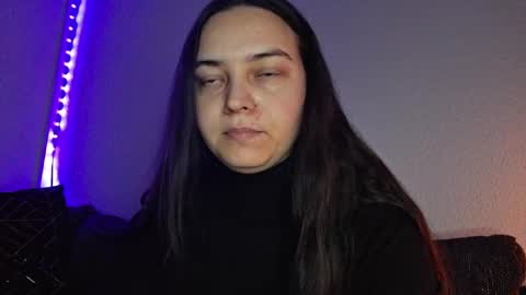 Snapshot of cyndee_winter chatting on 12/17/24, 05:04 Cyndee Winter online show from 12/17/24, 05:04