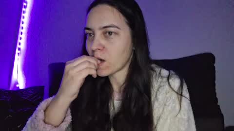 Snapshot of cyndee_winter chatting on 12/17/24, 11:38 Cyndee Winter online show from 12/17/24, 11:38