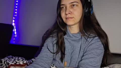 Snapshot of cyndee_winter chatting on 12/22/24, 09:53 Cyndee Winter online show from 12/22/24, 09:53