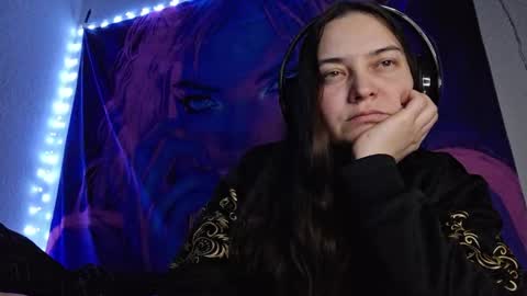 Snapshot of cyndee_winter chatting on 02/19/25, 05:06 Cyndee Winter online show from 02/19/25, 05:06