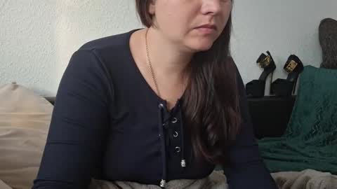 Snapshot of cyndee_winter chatting on 09/20/25, 04:08 Cyndee Winter online show from 09/20/25, 04:08