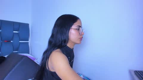 Snapshot of cyndycranforsquirt chatting on 05/02/26, 06:57 cyndycranforsquirt online show from 05/02/26, 06:57