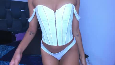 Snapshot of cyndycranforsquirt chatting on 05/14/26, 06:58 cyndycranforsquirt online show from 05/14/26, 06:58