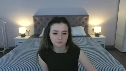 Cyrena online show from 04/28/26, 06:40