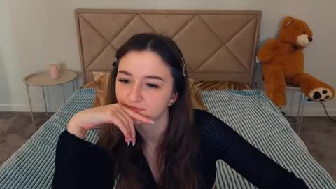 Cyrena online show from 04/29/26, 01:26