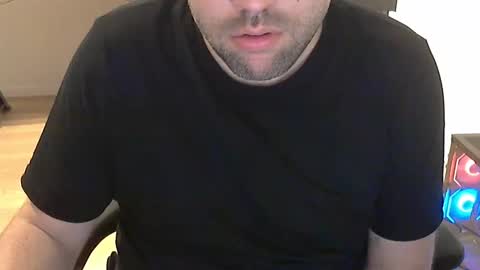 Snapshot of cyrsug chatting on 09/22/25, 01:46 cyrsug online show from 09/22/25, 01:46