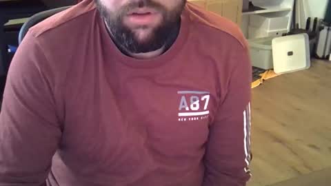 Snapshot of cyrsug chatting on 12/03/25, 12:36 cyrsug online show from 12/03/25, 12:36