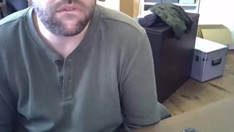 Snapshot of cyrsug chatting on 03/20/26, 12:54 cyrsug online show from 03/20/26, 12:54