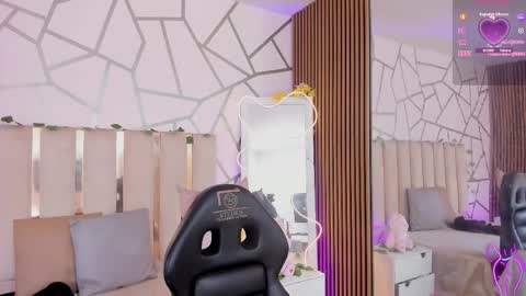 cyrus_tay online show from 05/09/26, 12:21
