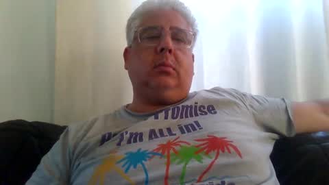 Snapshot of czar1974 chatting on 01/11/26, 08:36 czar1974 online show from 01/11/26, 08:36