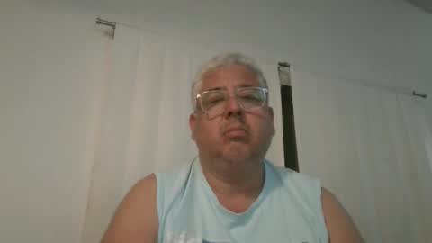 Snapshot of czar1974 chatting on 02/18/26, 01:45 czar1974 online show from 02/18/26, 01:45