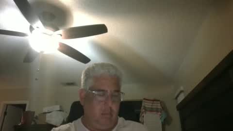 Snapshot of czar1974 chatting on 03/12/26, 11:05 czar1974 online show from 03/12/26, 11:05