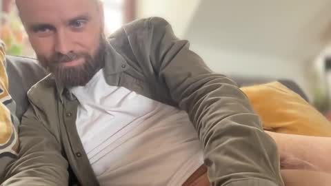 Snapshot of d0n_gi0vanni chatting on 01/29/25, 11:20 d0n_gi0vanni online show from 01/29/25, 11:20