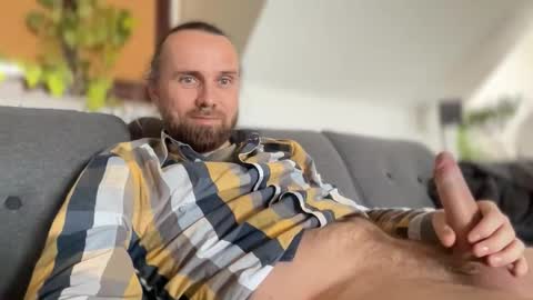 Snapshot of d0n_gi0vanni chatting on 03/29/26, 09:42 d0n_gi0vanni online show from 03/29/26, 09:42