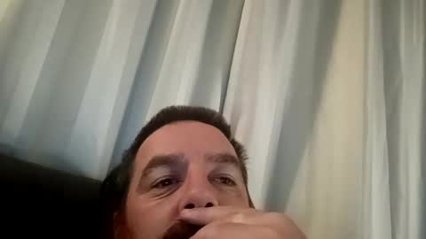 Snapshot of d1988 chatting on 02/27/26, 09:42 D online show from 02/27/26, 09:42