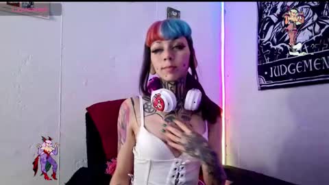 Snapshot of d3m0ny0_0 chatting on 11/20/25, 06:24 d3m0ny0_0 online show from 11/20/25, 06:24