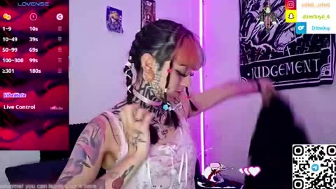 Snapshot of d3m0ny0_0 chatting on 11/29/25, 06:16 d3m0ny0_0 online show from 11/29/25, 06:16