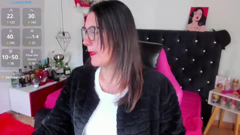 Mia  online show from 02/28/25, 12:42