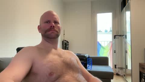 Snapshot of da_flows chatting on 04/03/26, 04:27 da_flows online show from 04/03/26, 04:27