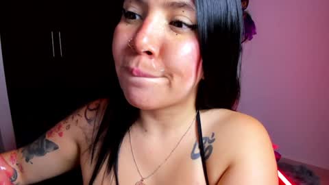 Snapshot of daahanna_ chatting on 01/23/25, 03:26 Ailyn  online show from 01/23/25, 03:26