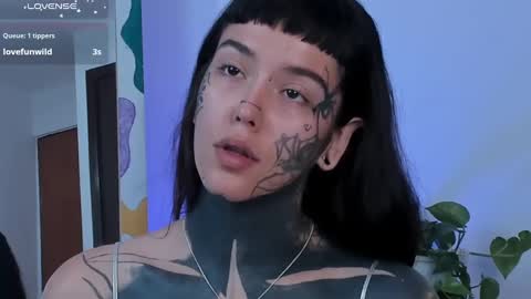 Darlene online show from 03/09/25, 01:26