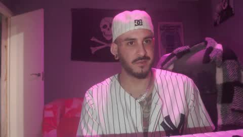 Snapshot of dabirdfree chatting on 09/26/25, 09:52 Destroyer online show from 09/26/25, 09:52