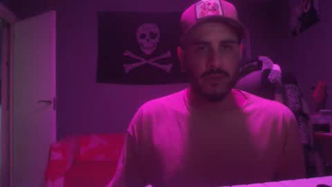 Snapshot of dabirdfree chatting on 09/29/25, 02:06 Destroyer online show from 09/29/25, 02:06