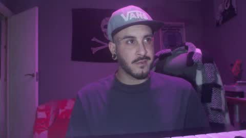 Snapshot of dabirdfree chatting on 09/29/25, 10:25 Destroyer online show from 09/29/25, 10:25