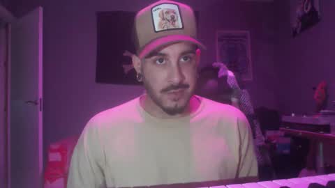 Snapshot of dabirdfree chatting on 10/04/25, 05:44 Destroyer online show from 10/04/25, 05:44